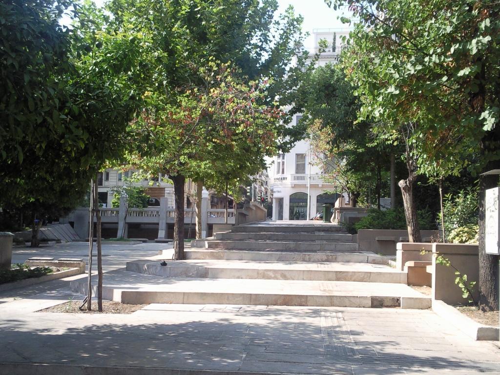 Hidesign Athens Tube Luxury Apt In Kolonaki Εξωτερικό φωτογραφία