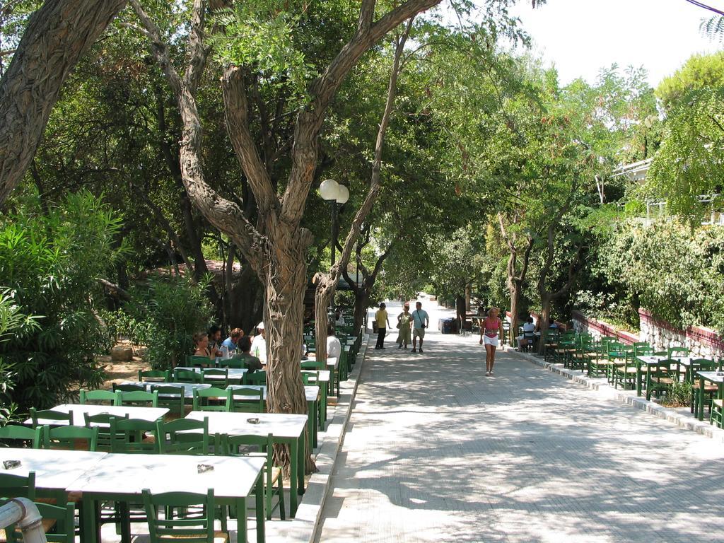 Hidesign Athens Tube Luxury Apt In Kolonaki Εξωτερικό φωτογραφία
